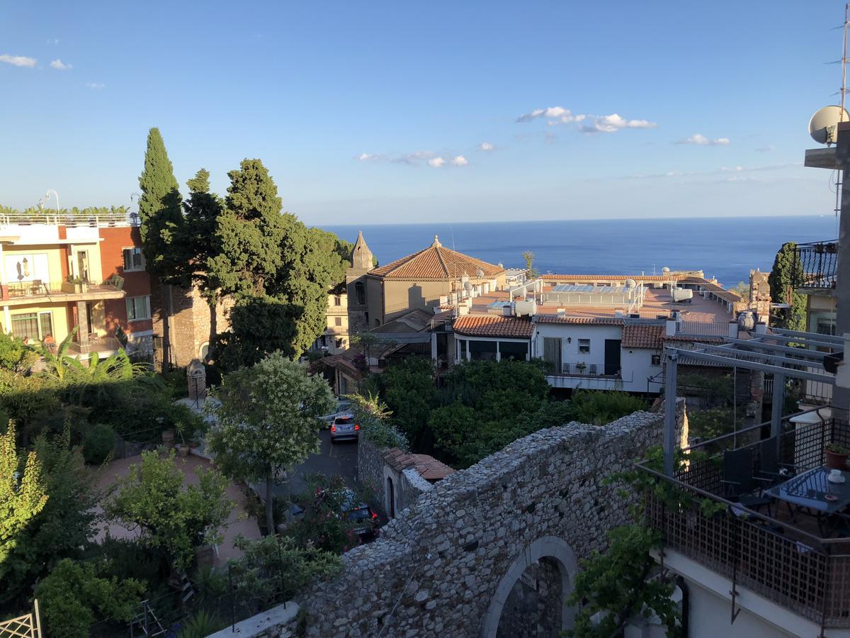 La Malandrina - Apartments & Suites Taormina Kültér fotó